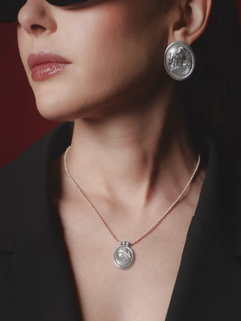 aretes duchessa collar aurelia camafeo plata 925 modelo gafas editorial